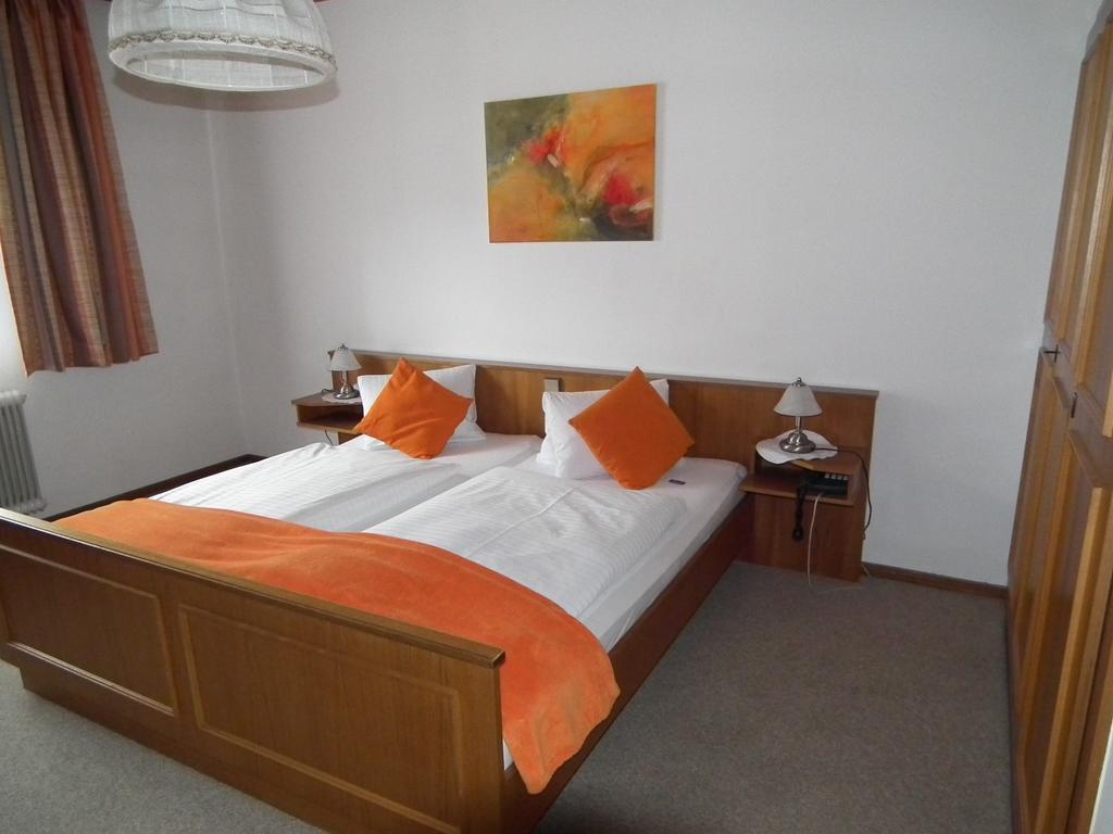 Hotel Die Traube أدمونت الغرفة الصورة