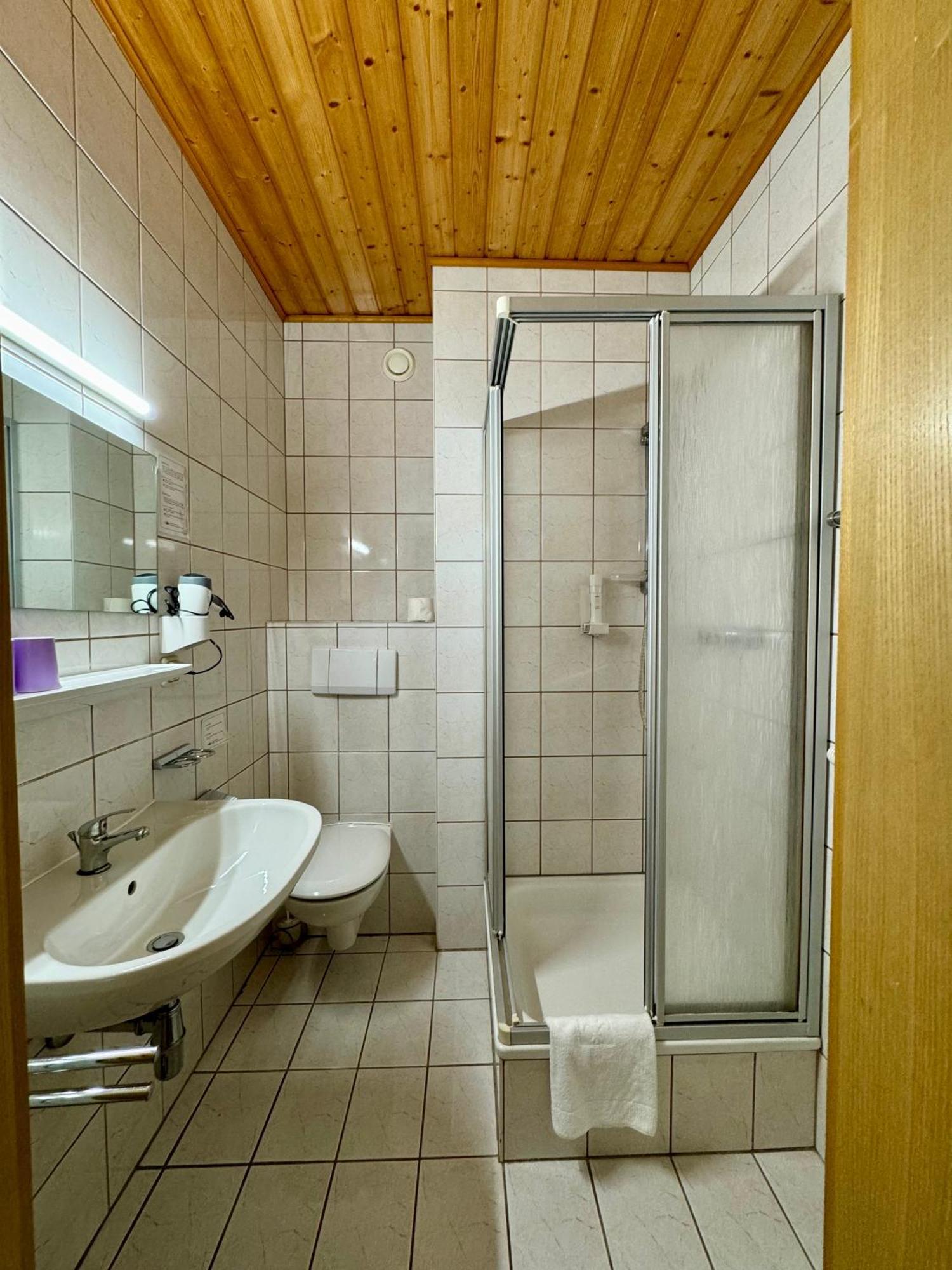 Hotel Die Traube أدمونت المظهر الخارجي الصورة